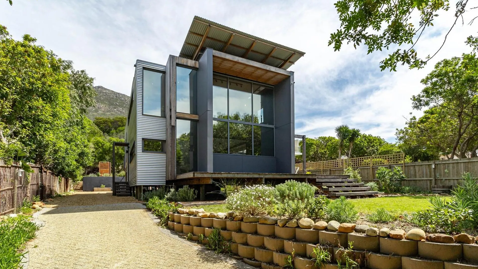 Luxury Eco Villa, Houtbay, Cape Town, South Africa Hout Bay